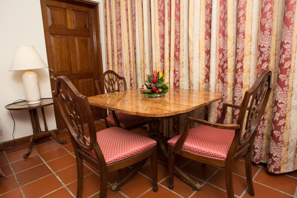 Pegasus Hotel Guyana ジョージタウン エクステリア 写真