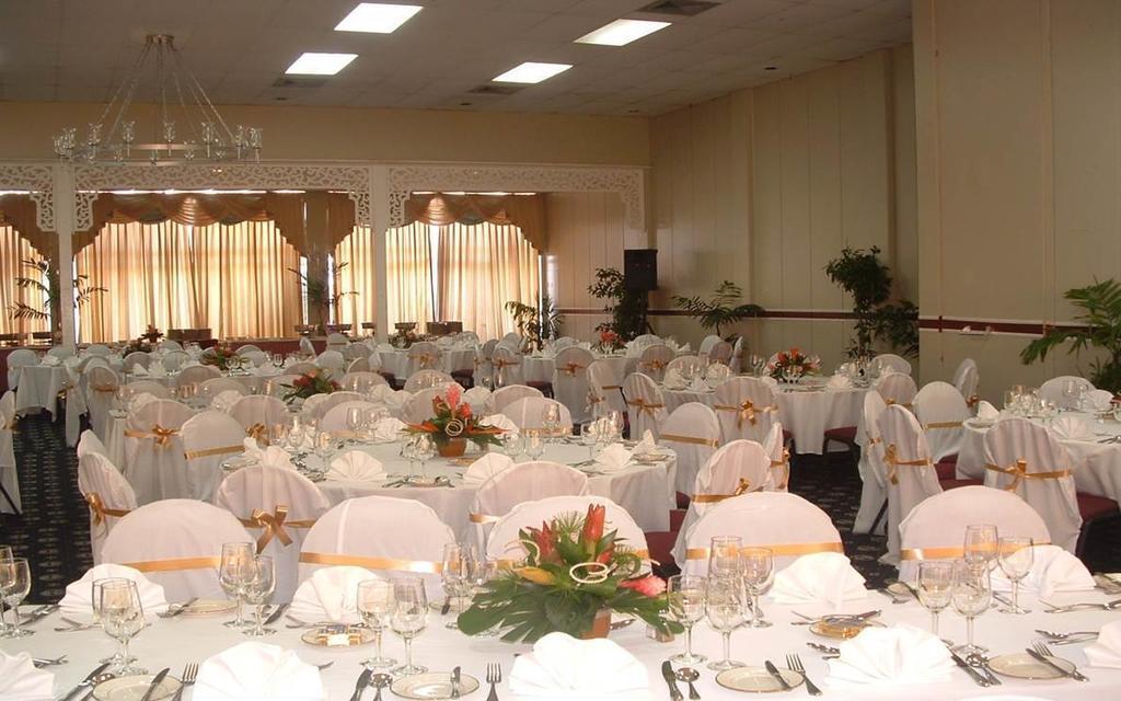 Pegasus Hotel Guyana ジョージタウン エクステリア 写真